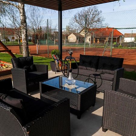Tenisz Vendeghaz Ordacsehi Экстерьер фото